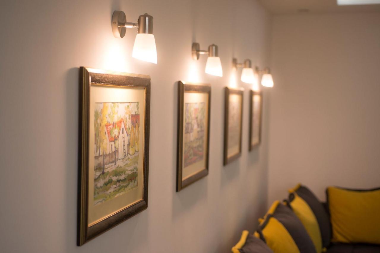Free.Three Apartamento Belgrado Exterior foto